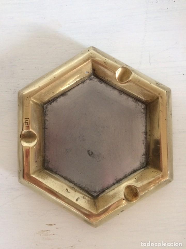 Cenicero Cuba, David Marshall