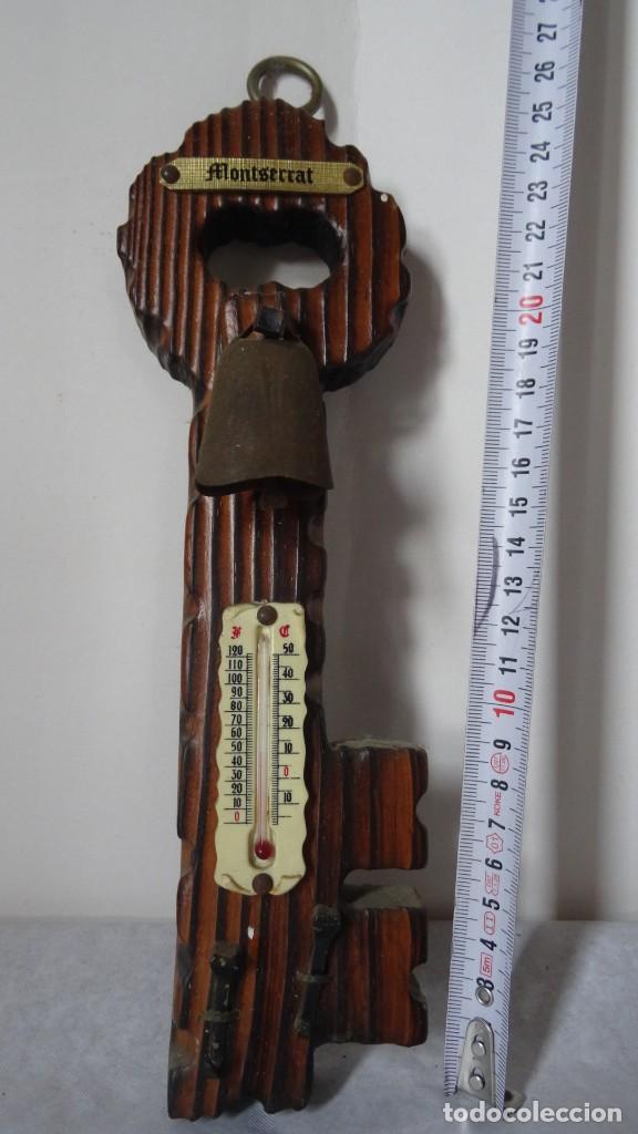Vintage: DECORACI&Oacute;N LLAVE MADERA CON TERM&Oacute;METRO - Foto 3