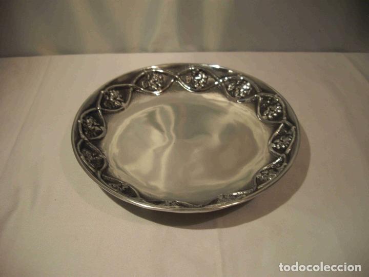 Vintage: BANDEJA ALUMINIO REDONDA FLOR - Foto 4