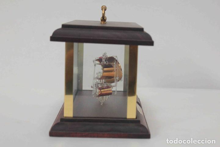 Vintage: URNA CARABELA PINTA VELAS DORADAS - Foto 5