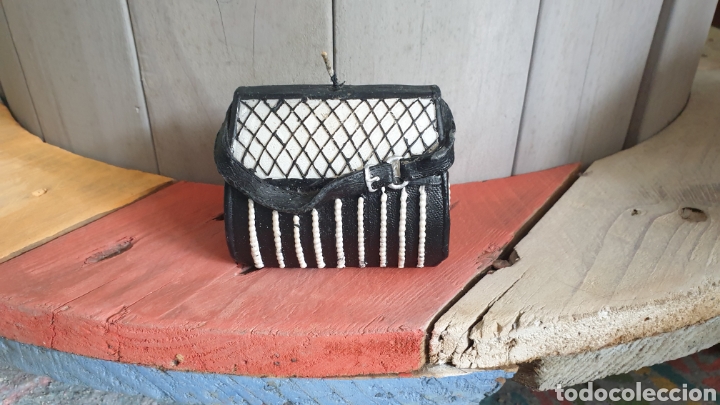 Vintage: Bonita vela decorativa vintage con forma de bolso