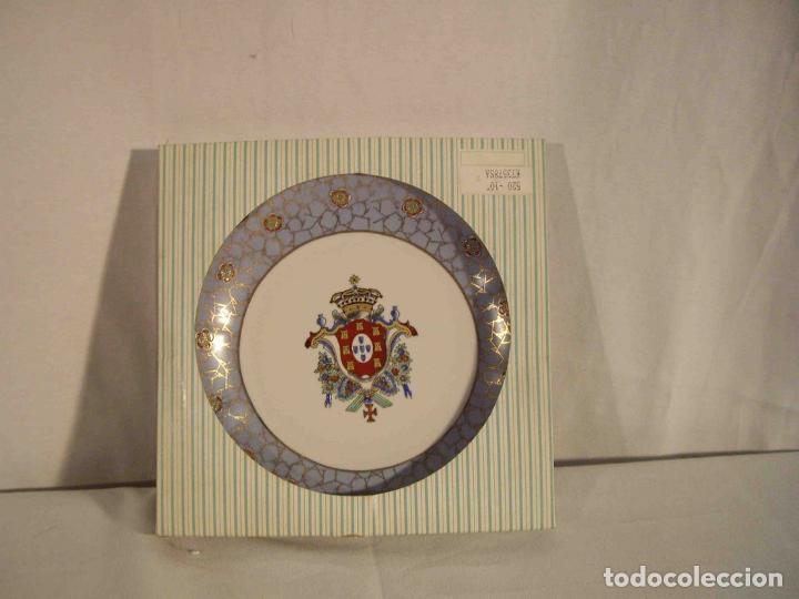 Vintage: SET PLATO PORCELANA EXPOSITOR MADERA - Foto 1