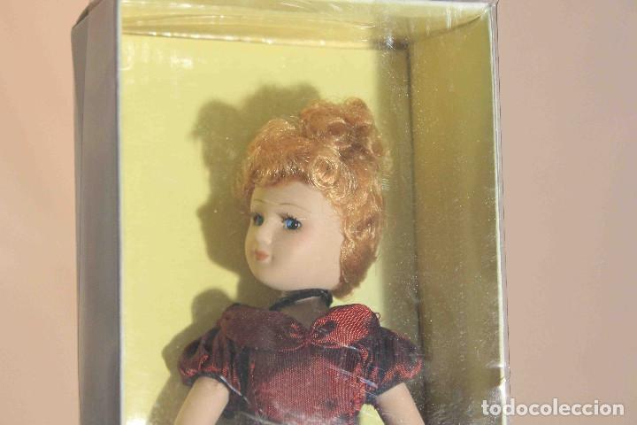 Vintage: SET 5 MU&Ntilde;ECAS PORCELANA - Foto 8