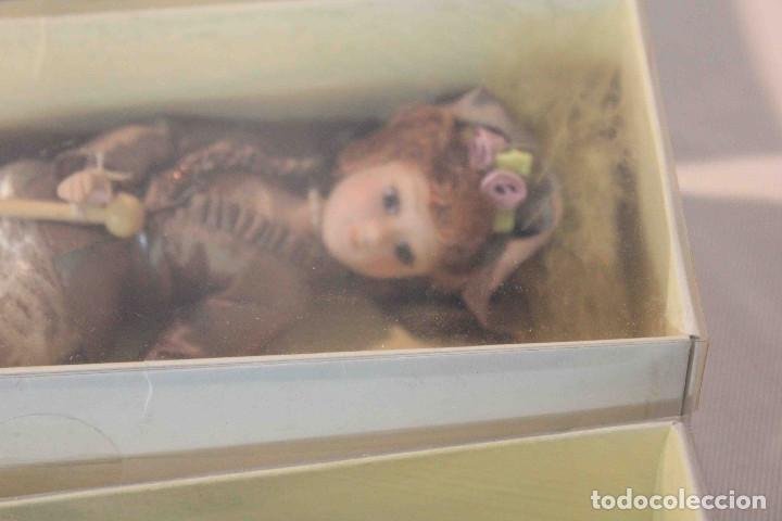 Vintage: SET 5 MU&Ntilde;ECAS PORCELANA - Foto 9