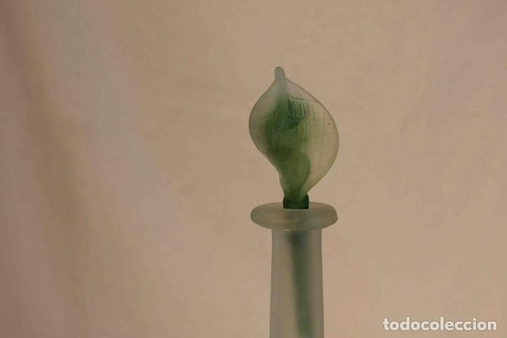 Vintage: BOTELLA CRISTAL PAVONADO VERDE - Foto 4