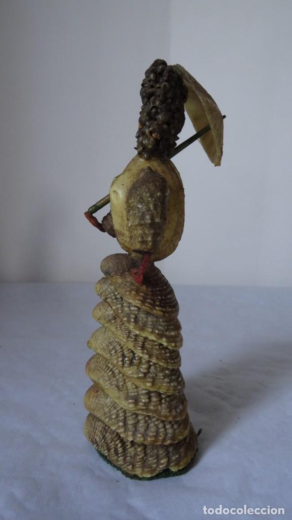 Vintage: FIGURA DAMA DE CONCHAS - Foto 2