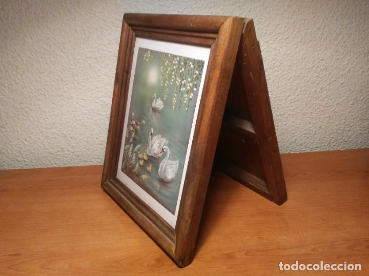 Vintage: Colgador de llaves con l&aacute;mina de cisnes Vintage retro