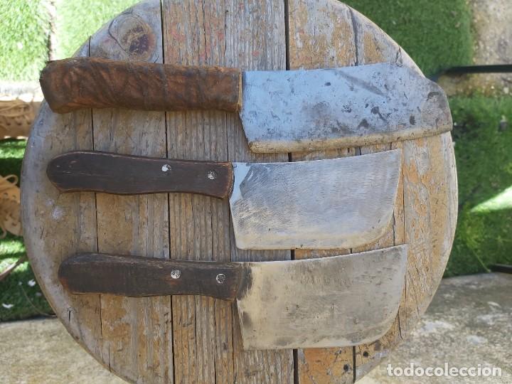 Vintage: Lote de dos cuchillos para matanza con mango de madera. - Foto 1