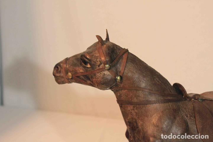 Vintage: CABALLO CUERO 30 cm - Foto 5