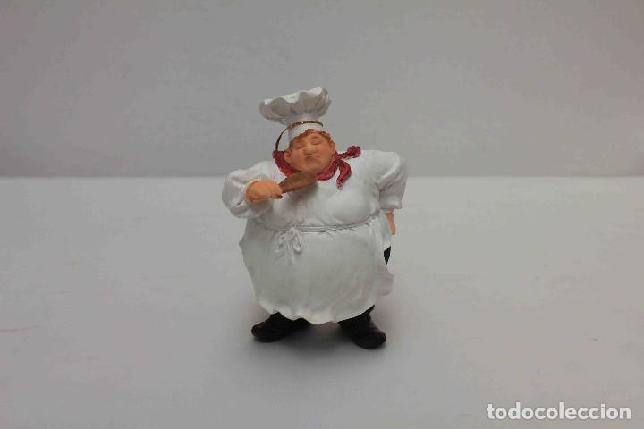 Vintage: FIGURA RESINA COCINERO CUCHARA PALO