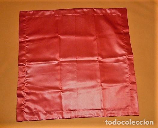 Vintage: Funda coj&iacute;n sat&eacute;n rojo - Foto 1