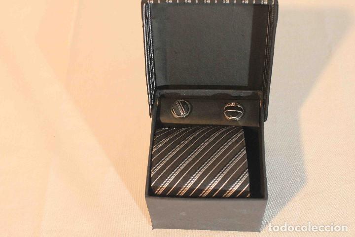 Vintage: CORBATA GEMELOS NEGRA RALLAS GRISES - Foto 2