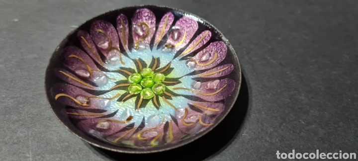 Vintage: Curioso plato peque&ntilde;o decorativo con dibujo tipo mandala. Y material metal o similar.
