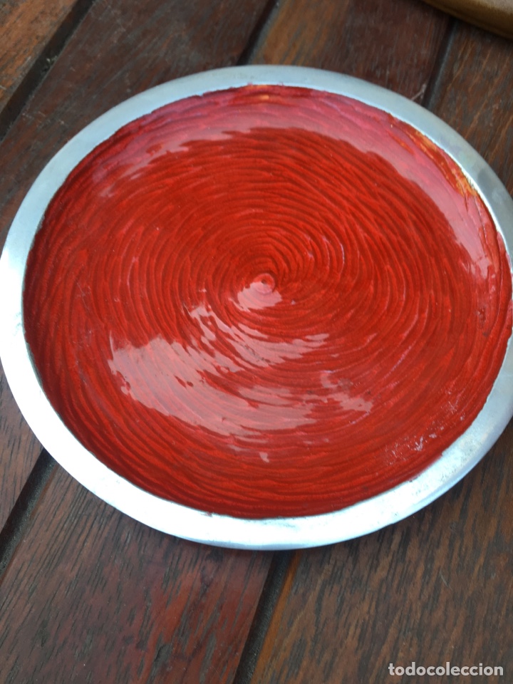 Vintage: Plato sobremesa met&aacute;lico lacado 15cm