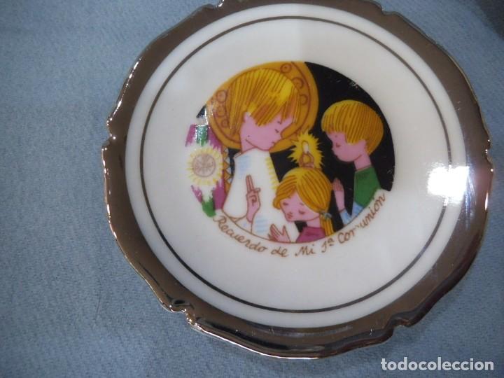 Vintage: DOS PLATOS ( comuni&oacute;n ) plata - Foto 2