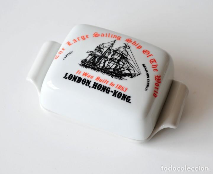 Vintage: Mantequillera o quesera vintage de porcelana. Marca Herrandiz, Made in Spain. Mide 18 x11 x 6 cm
