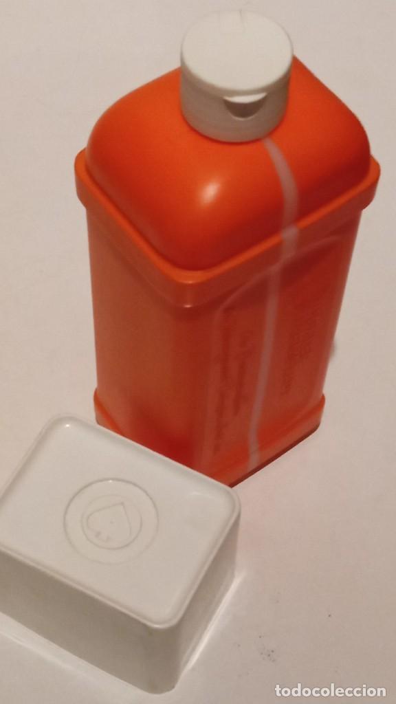 Vintage: botella, o cantimplora toda de plastico - Foto 3