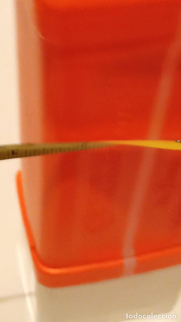 Vintage: botella, o cantimplora toda de plastico - Foto 7