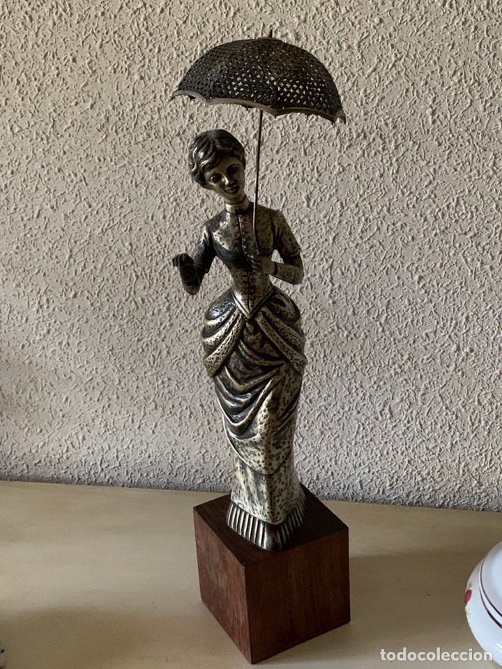 Vintage: Dama con sombrilla metal - Foto 1