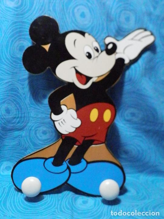 Vintage: PERCHERO DE PARED MICKEY DE DISNEY EN MADERA DE LA MARCA VILA SOLDEVILA