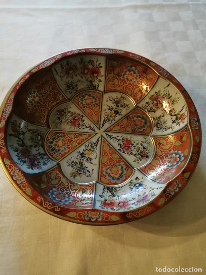 Vintage: Bandeja hojalata Inglesa dise&ntilde;ada por Daher