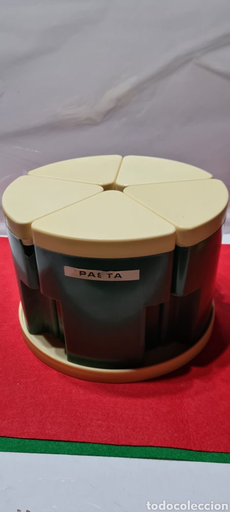 Vintage: Precioso lote de 5 botes con base giratoria. Totalmente vintage.