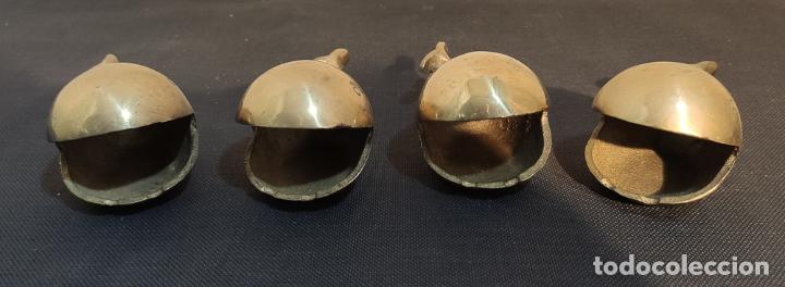 Vintage: LOTE DE 4 BALLENAS DE BRONCE PARA CENICEROS - Foto 2