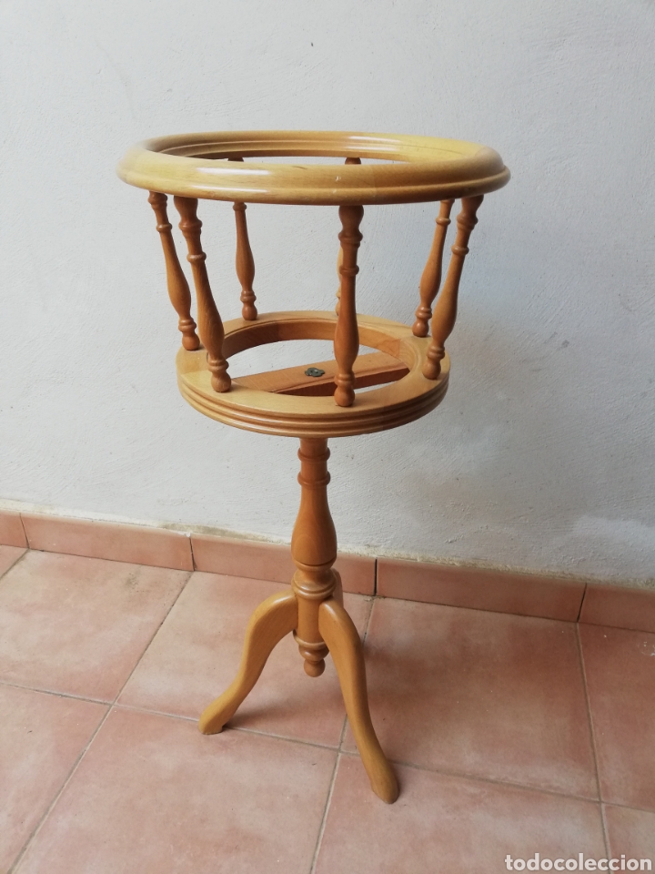Vintage: MACETERO DE PIE EN MADERA PINO. III - Foto 2