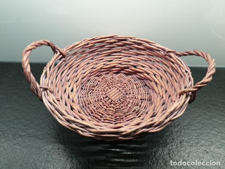 Vintage: Cesta, canasto de mimbre morado. - Foto 2
