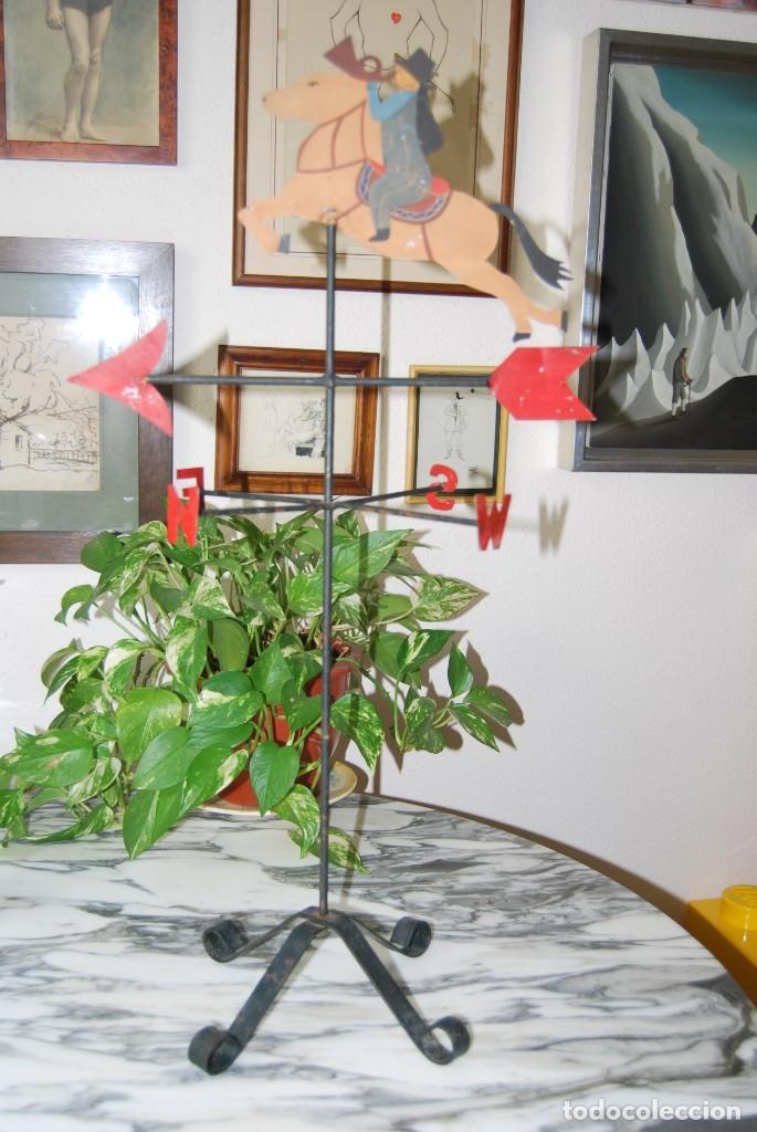 Vintage: VELETA - MENSAJERO A CABALLO - CORREOS - 67 CM