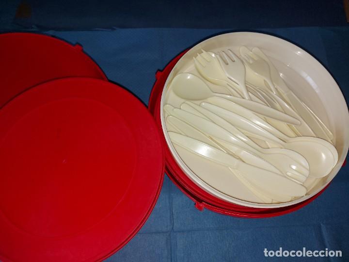 Vintage: FIAMBRERA SET DE PICNIC SUPER VINTAGE CON FORMA DE BALON FUTBOL