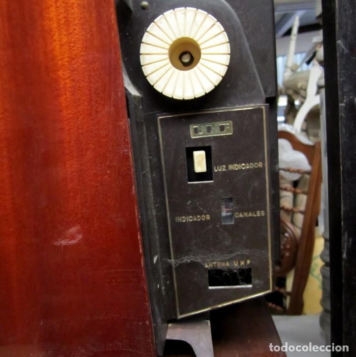Vintage: Televisor vintage a&ntilde;os 70 marca INTER - Foto 11