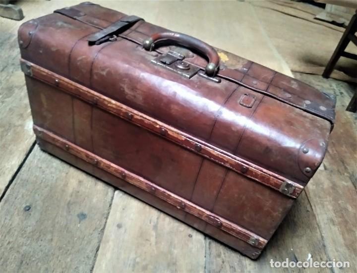 Vintage: Antigua maleta de cuero