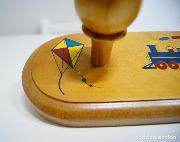 Vintage: Percha madera con dibujos - Foto 3