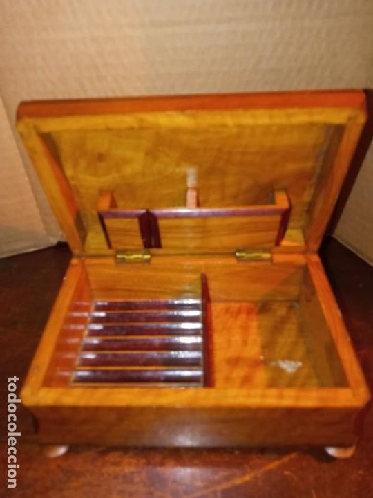 Vintage: CAJA PARA CIGARRILLOS . - Foto 1