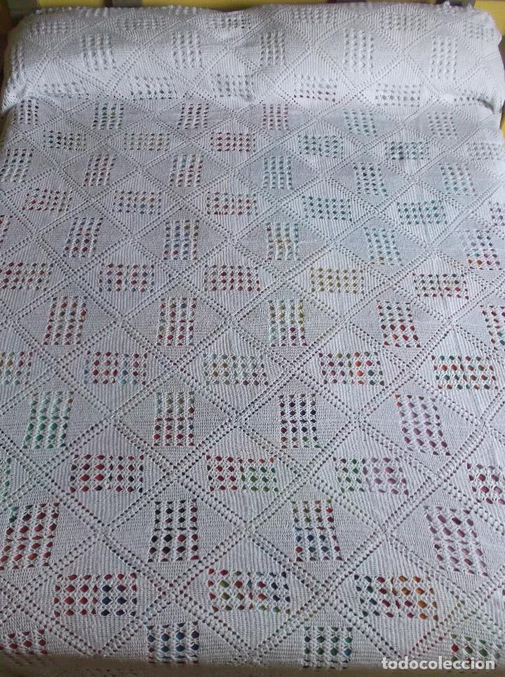 Vintage: Colcha de ganchillo o crochet hecha a mano - Artesanal - Cama de 135 cm