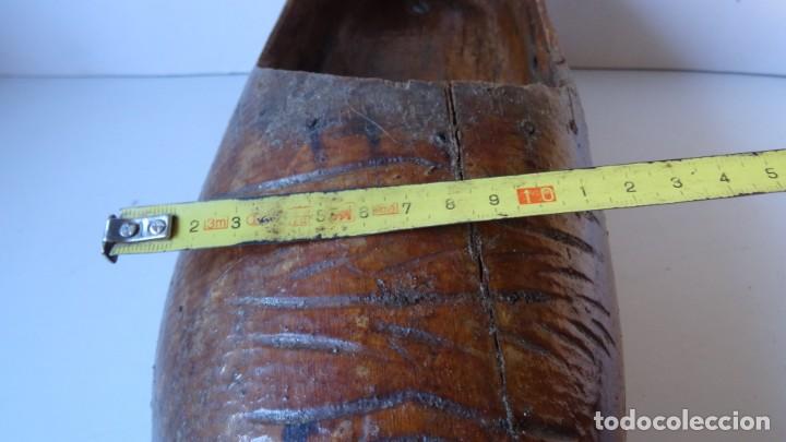 Vintage: ZUECO DE MADERA 33cm - Foto 7