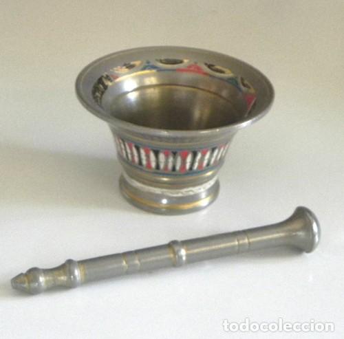 Vintage: ALMIREZ DECORADO CON ALEGRES COLORES - &iquest; DE BRONCE ?- PEQUE&Ntilde;O MORTERO PARA USAR O DECORACI&Oacute;N - METAL