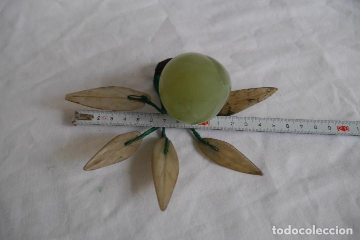Vintage: Fruta con hojas talladas en jade - Foto 9