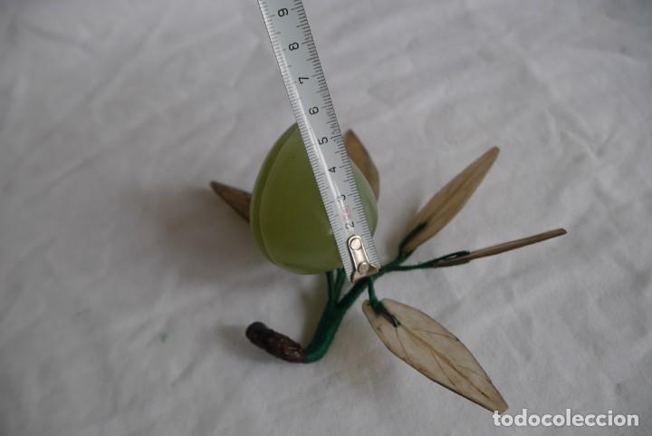 Vintage: Fruta con hojas talladas en jade - Foto 10