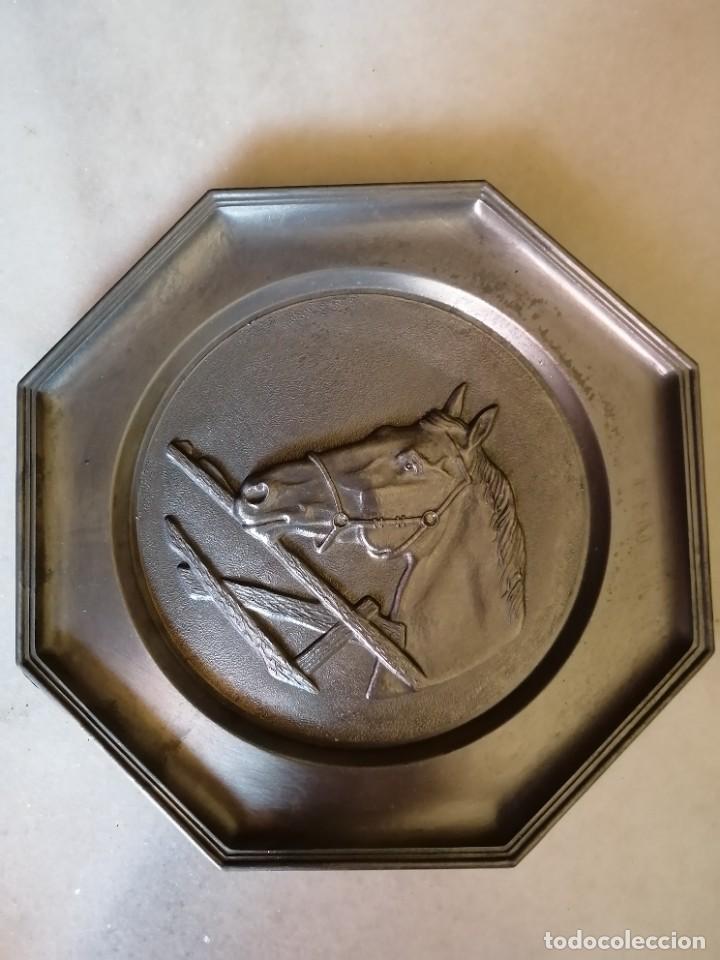 Vintage: PAREJA DE CUADROS DE ALUMINIO DECORATIVOS