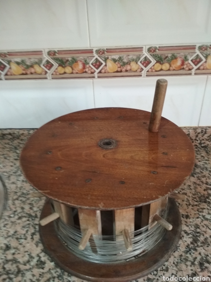 Vintage: GRAN CARRETE DE PESCA EN MADERA - Foto 12