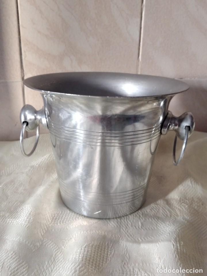 Vintage: Bonita cubitera de aluminio. - Foto 1