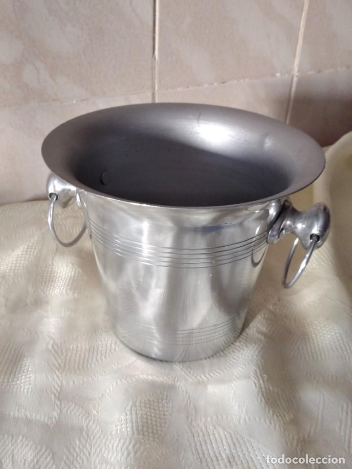 Vintage: Bonita cubitera de aluminio. - Foto 4
