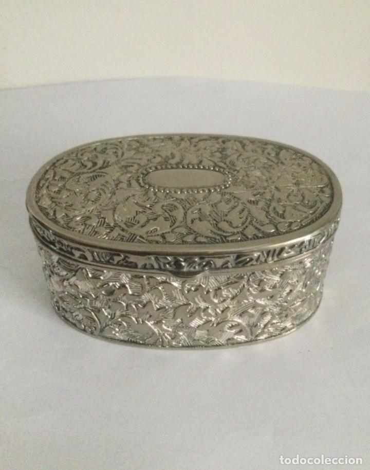 Vintage: PEQUE&Ntilde;A CAJA JOYERO REPUJADA - Foto 8