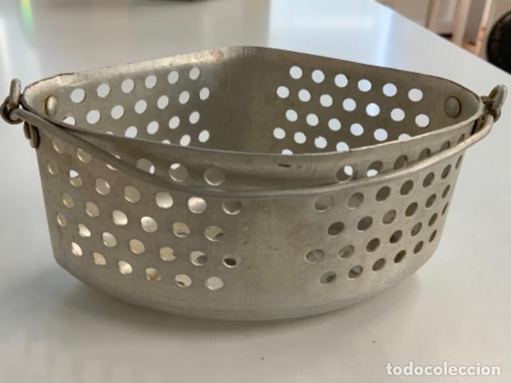 Vintage: Encantador COLADOR TRIANGULAR DE ALUMINIO - Foto 7