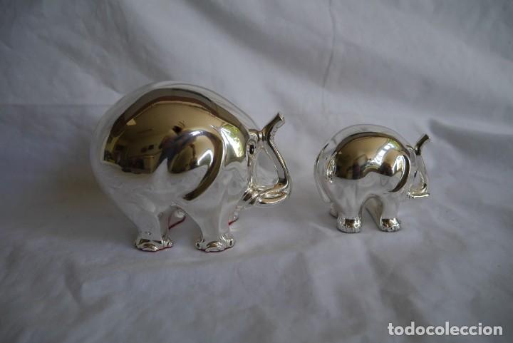 Vintage: 2 figuras de elefantes laminadas en plata - Foto 4