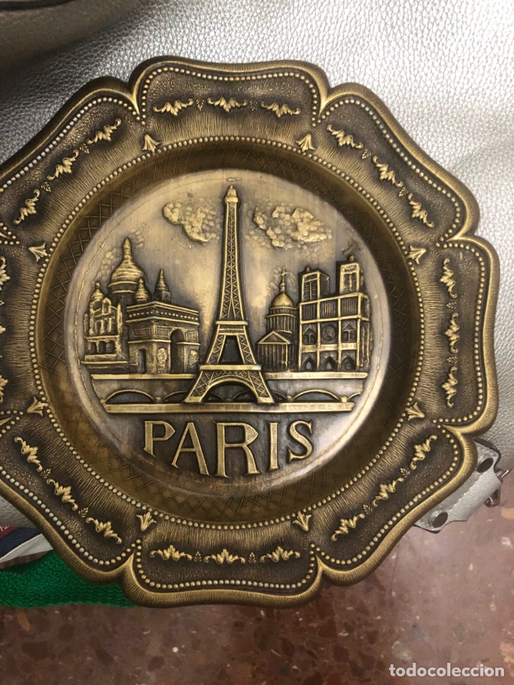 Vintage: Plato decorativo bronce Paris