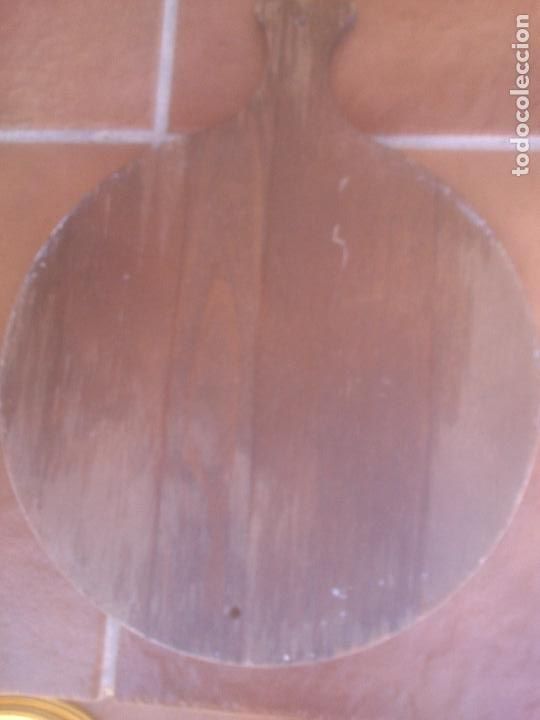 Vintage: CURIOSA PALA DE MADERA DECORADA - Foto 4