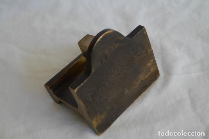 Vintage: Fragmento de vi&aacute; de tren con tornillo en bronce SV - Foto 7